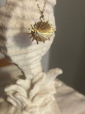 Radiant Gold Starburst Pendant Necklace - Women Jewelry
